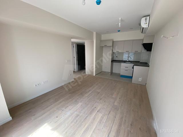 Merdivenköy Mahallesi, Kadıköy içerisinde satılık mülk