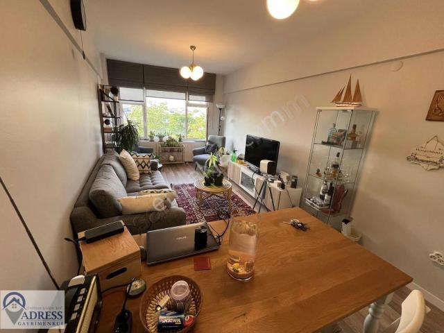 Kadiköy, İstanbul içerisinde kiralık mülk