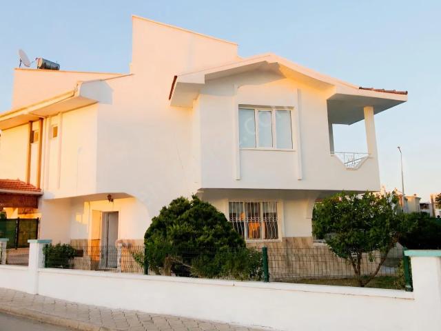 Kadriye Mahallesi, Serik içerisinde satılık Villa