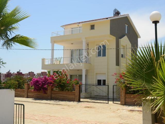 Kadriye Mahallesi, Serik içerisinde satılık Villa
