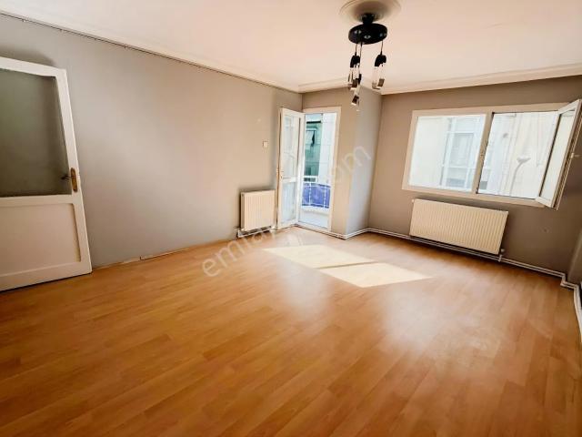 Karşiyaka, İzmir içerisinde kiralık mülk