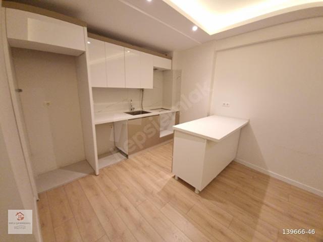 Bayrakli, İzmir içerisinde satılık mülk