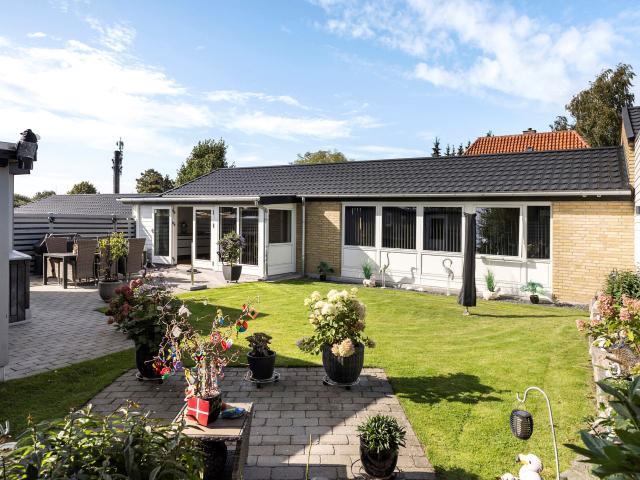 Ejendom til salg i Gladsaxe, Brøndby