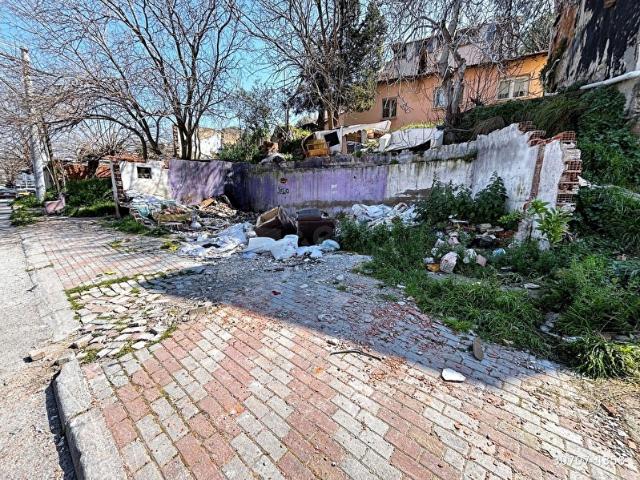 Bayrakli, İzmir içerisinde satılık Arsa