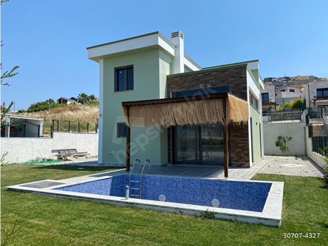 Foça, İzmir içerisinde satılık Villa