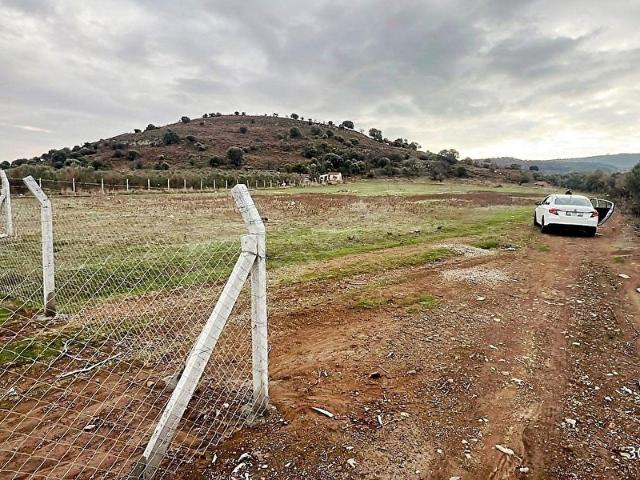 Foça, İzmir içerisinde satılık Arsa