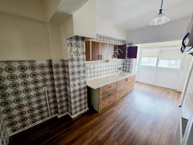 İzmir, Konak içerisinde kiralık mülk