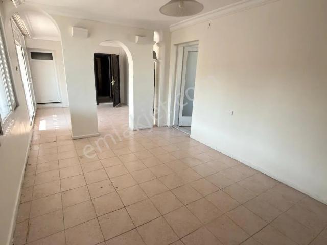 İzmir, Konak içerisinde kiralık mülk