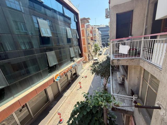 Konak, İzmir içerisinde satılık mülk