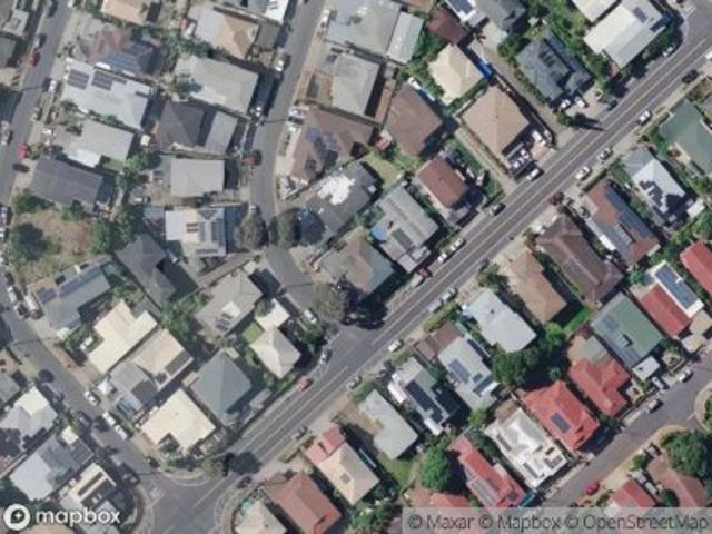 House for sale in Waipahu, Honolulu County