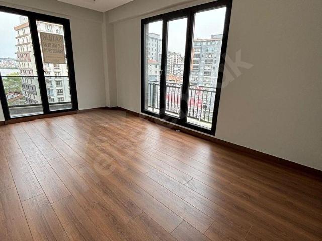 Küçükçekmece, İstanbul içerisinde satılık mülk