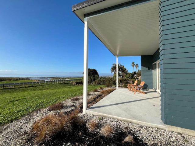 House for rent in Paremoremo, Oroua County