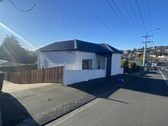 House for rent in Otakou