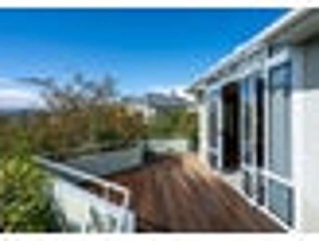 House for rent in Otakou