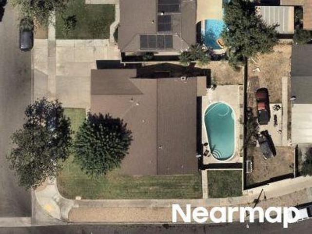 House for sale in Fontana, San Bernardino County