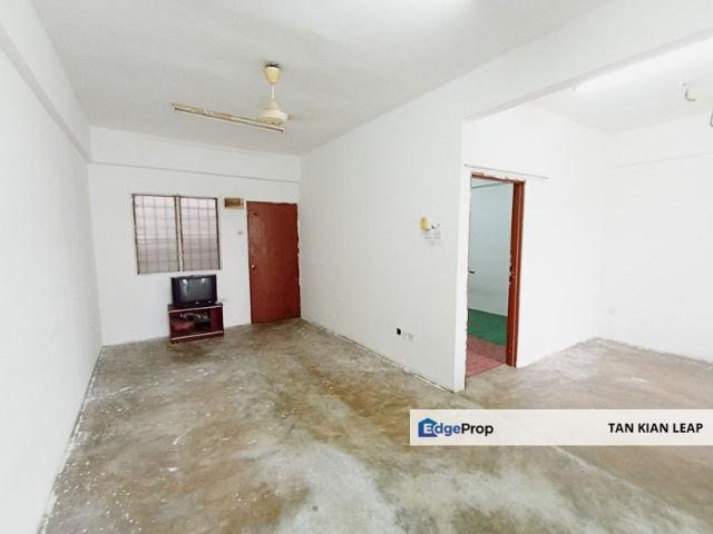 Flat for sale in Kajang, Langat