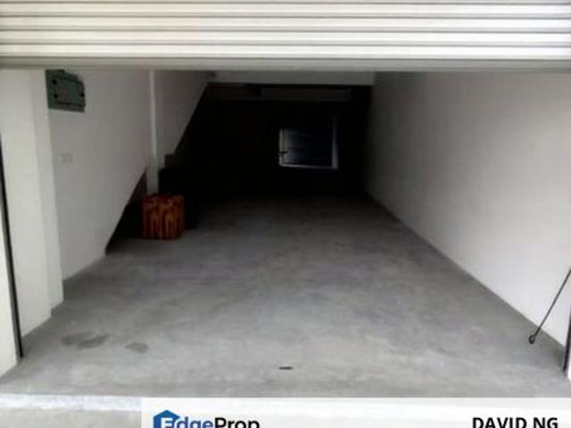 Shop for rent in Kajang East, Majlis Perbandaran Kajang