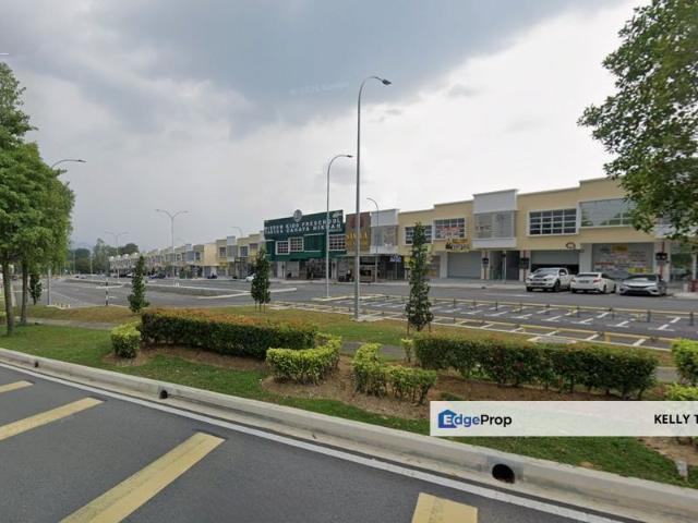 Shop for rent in Kajang, Langat