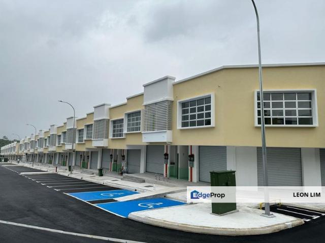 Shop for rent in Kajang, Langat