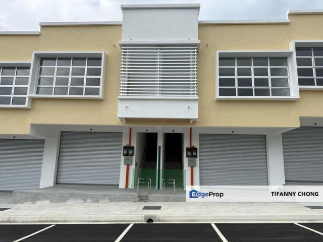 Shop for rent in Kajang, Langat
