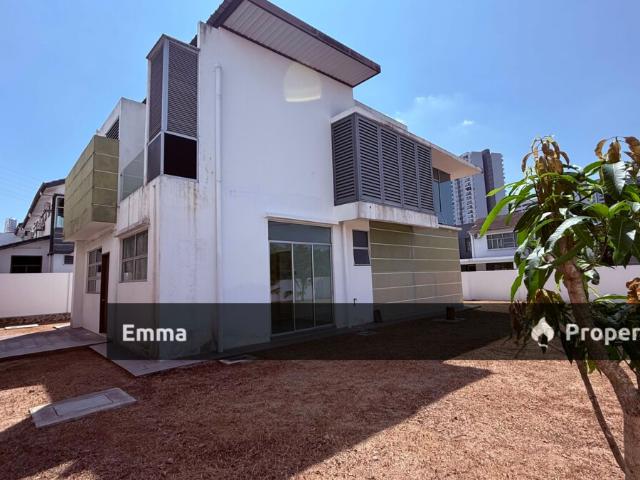Bungalow for sale in Kajang, Langat