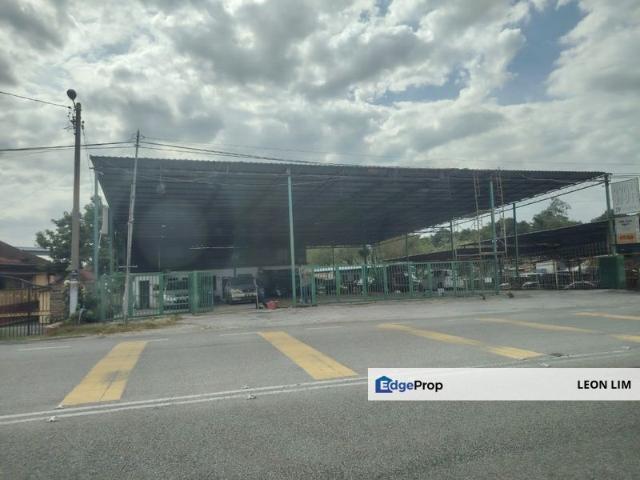 Shop for rent in Kajang, Langat