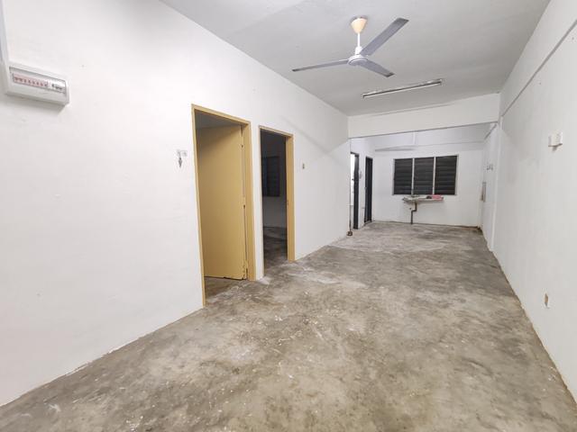 Apartment for sale in Kajang, Langat