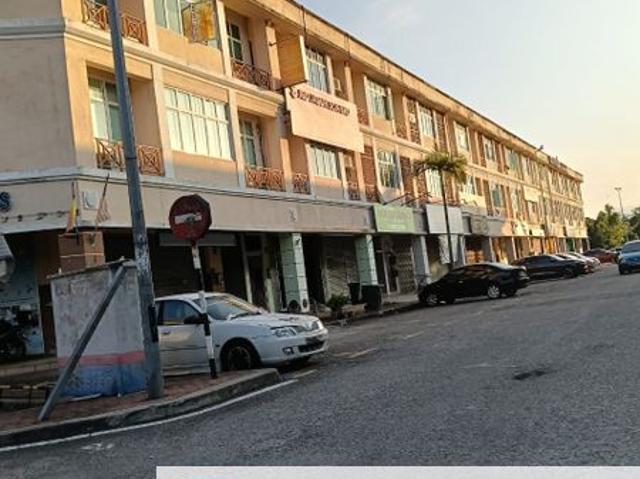 Shop for sale in Kajang, Langat