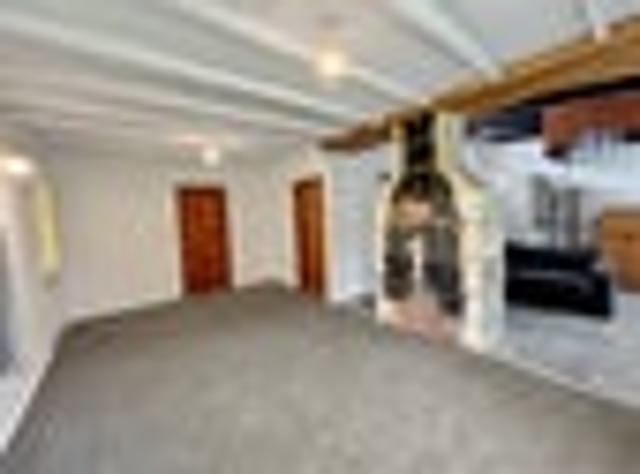 House for rent in Otakou