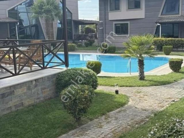 Şirintepe Mahallesi, Biga içerisinde satılık Villa
