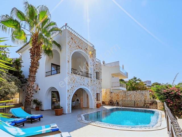Kaş, Antalya içerisinde satılık Villa