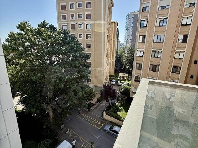 Kadiköy, İstanbul içerisinde satılık mülk