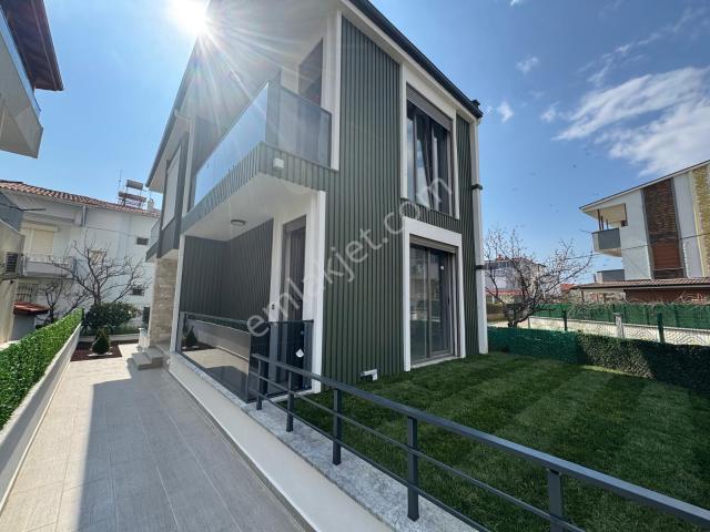 Edremit içerisinde satılık Villa