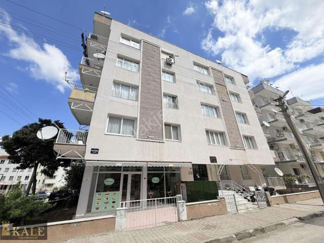 Tire, İzmir içerisinde satılık mülk