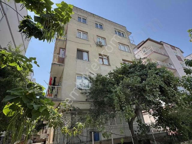 Tire, İzmir içerisinde kiralık mülk
