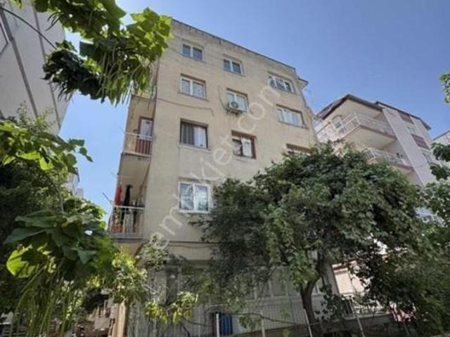 Tire, İzmir içerisinde kiralık mülk