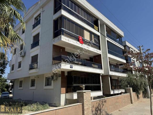Tire, İzmir içerisinde kiralık mülk