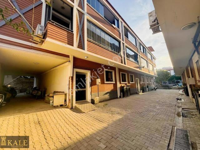 Tire, İzmir içerisinde satılık mülk
