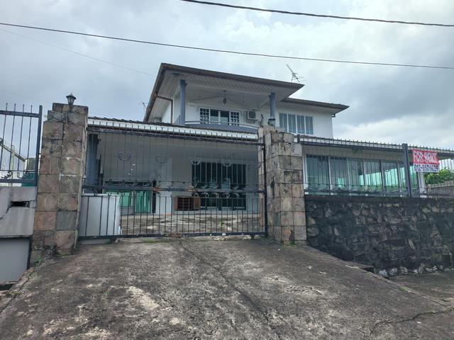 Bungalow for rent in Kuching