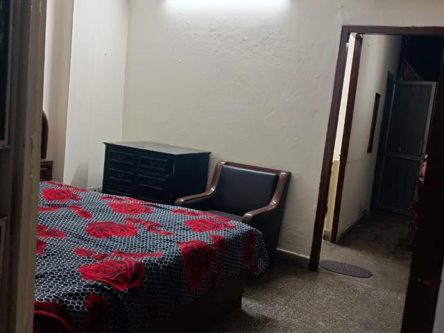 Property for rent in Deri