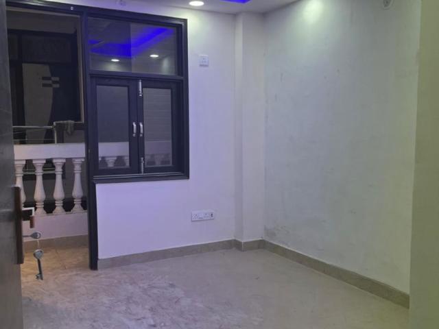 Property for rent in Deri