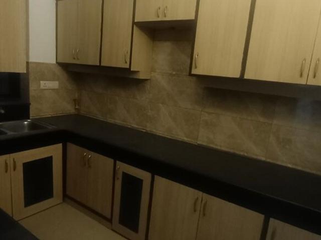 Property for rent in Deri