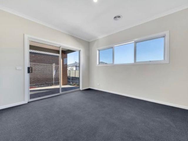 Room for rent in Camerons Creek, Victoria