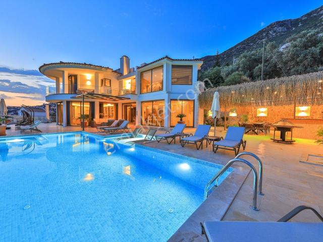 Kaş, Antalya içerisinde satılık Villa