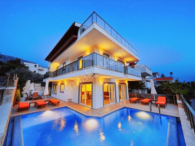 Kaş, Antalya içerisinde satılık Villa