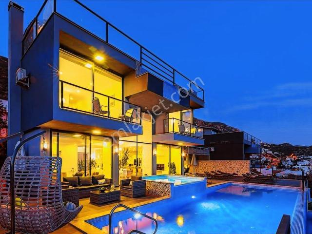 Kalkan, Kaş içerisinde satılık Villa