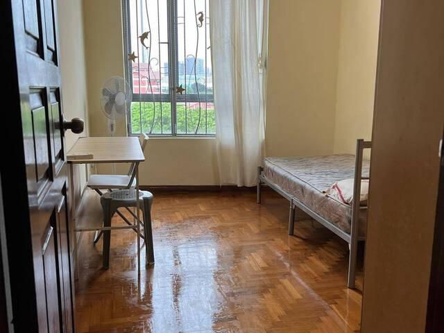 Room for rent