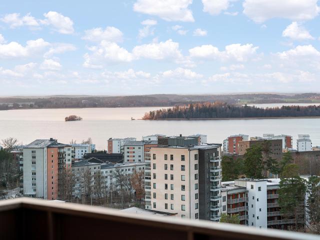 Bostad till salu i Kallhäll, Stockholm