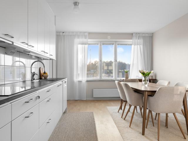 Bostadsrätt till salu i Täby, Stockholm