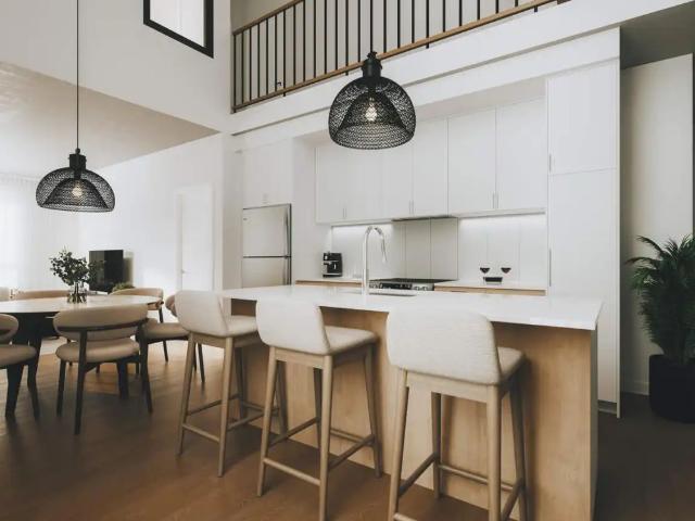Apartment for rent in Candiac, Montérégie